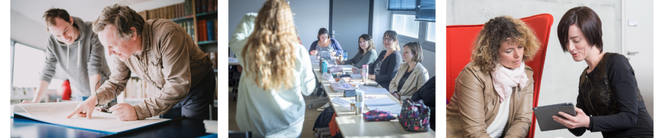 Trois images : à gauche deux hommes lisant une grande feuille / au centre une femme expliquant queelque chose à un groupe dans une salle de classe / à droite, une femme montrant une tablette à une autre femme assise sur un fautueil rouge